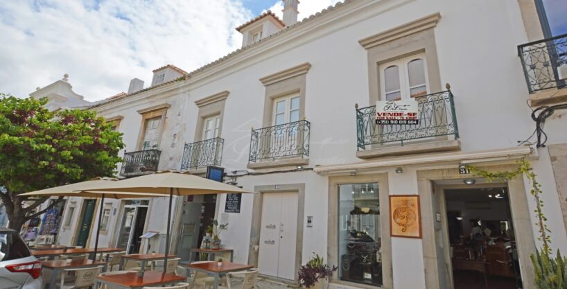 Algarve 2 bed duplex apartment in Tavira centre 1