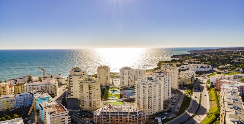 Brand new 2 bed apartment in Armação de Pêra, Algarve 2