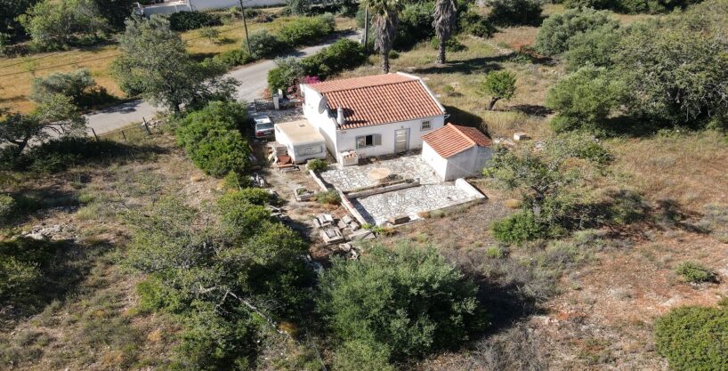 Country 1 bed villa plus an annexe in Paderne, Algarve 2