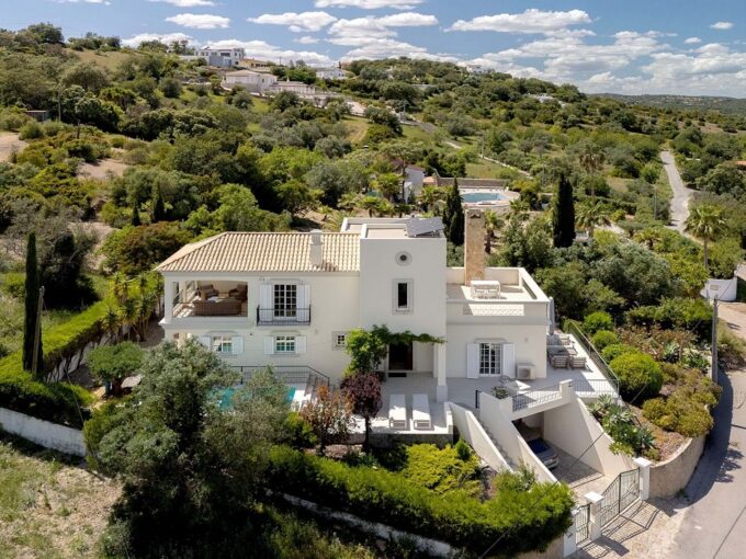Countryside large villa with views in Sao Bras, Algarve 1
