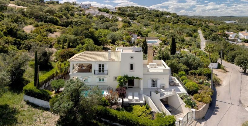 Countryside large villa with views in Sao Bras, Algarve 1