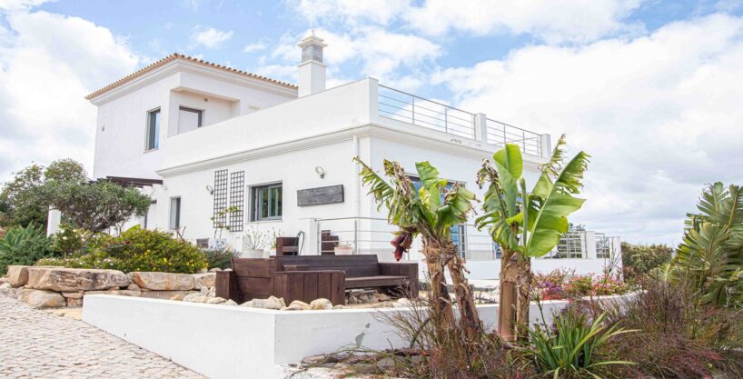 Modern 3 bed villa with views in Sao Bras, Algarve 2