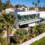 Sea view villa overlooking Palmares golf course, Lagos 1