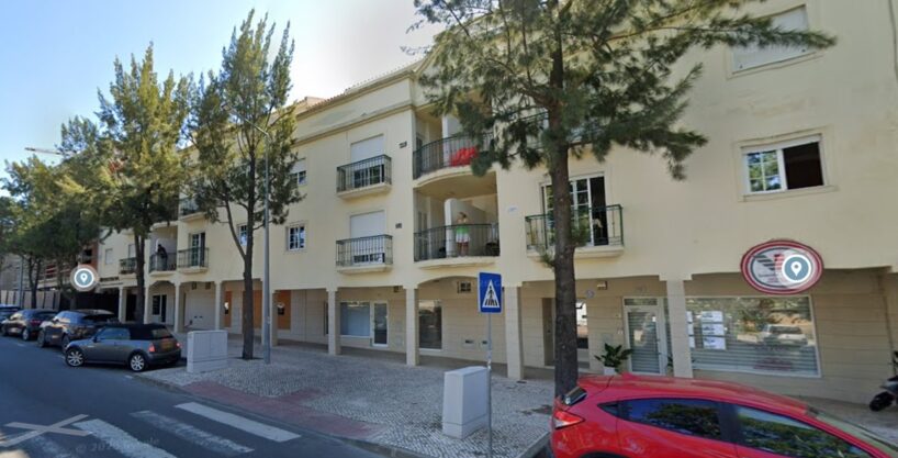 Top floor 4 bed apartment Almancil