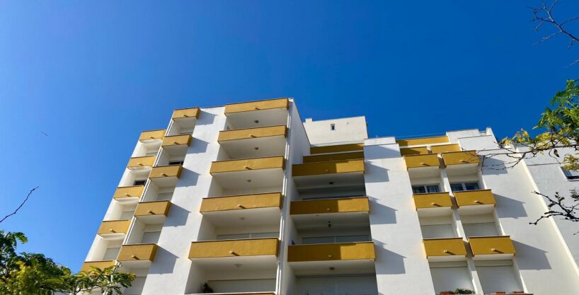 3 bed apartment for sale in Portimao, Algarve 1