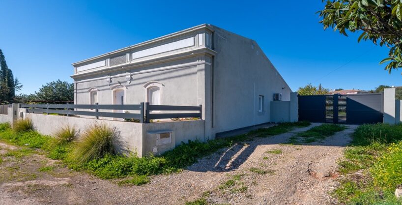 3 bed farmhouse in Santa Catarina, East Algarve 1