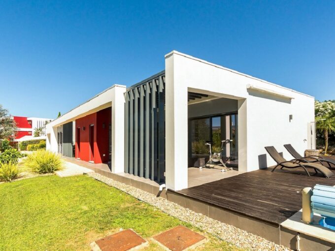 3 bed golf frontline villa in Silves Golf Resort 1