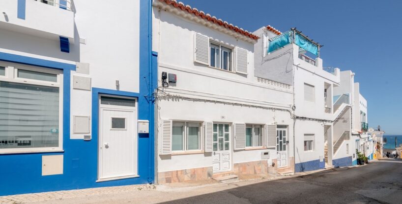 3 bed house for sale in Burgau, West Algarve 1