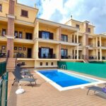 4 bed townhouse with pool & garage in Silves, Algarve 1