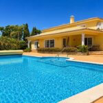 4 bed villa for sale in Carvoeiro, Algarve 1