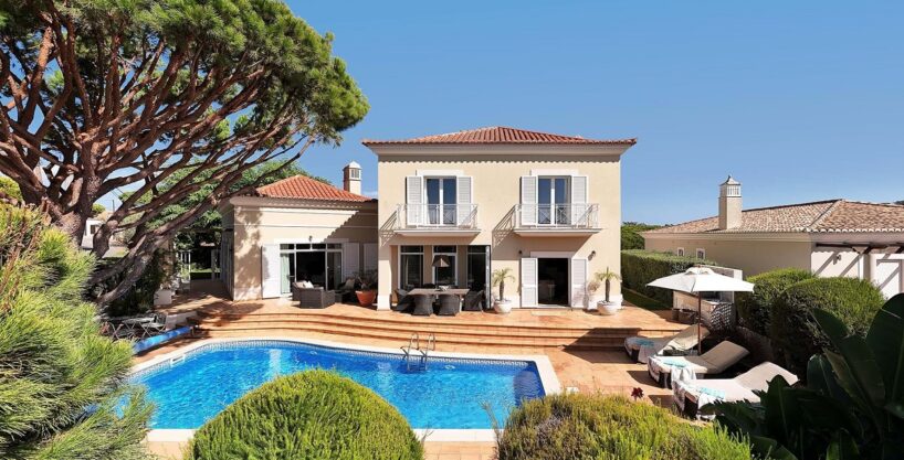 4 bed villa for sale in The Village, near Vale do Lobo Golf 1