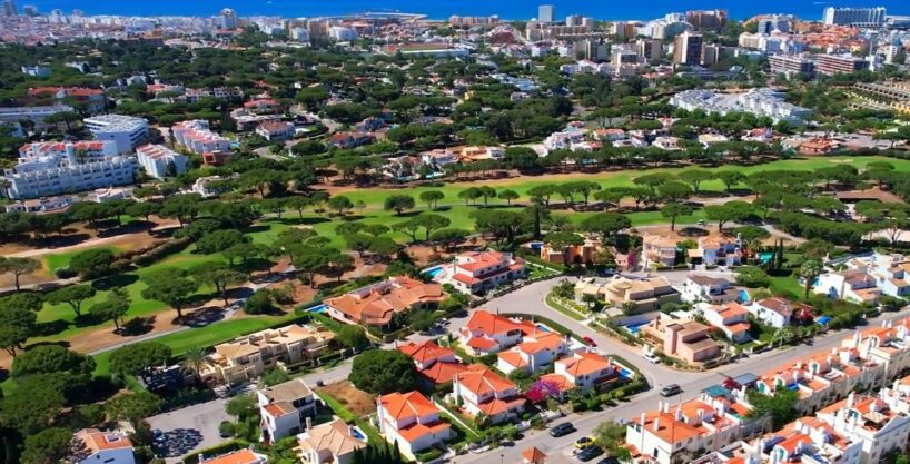 5 bed renovated villa near Vilamoura marina, Algarve 28