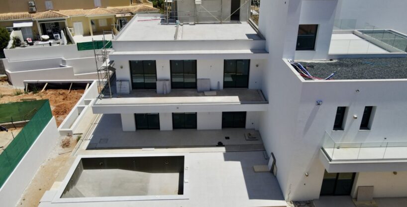 Algarve brand new 4 bed villa 1