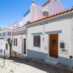 House for sale in Lagos centre, West Algarve 1