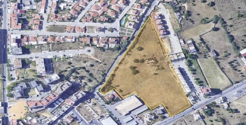 Land for commercial development in Olhao, Algarve 1