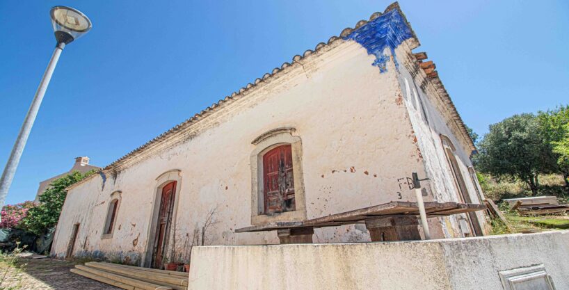 Large plot of land to build in Loule for sale 1