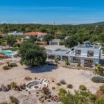 New villa plus guest annexe & 7 hectares in Loule, Algarve 1