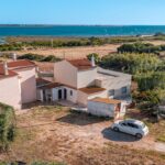 Sea front property for renovation in Fuzeta, East Algarve 2