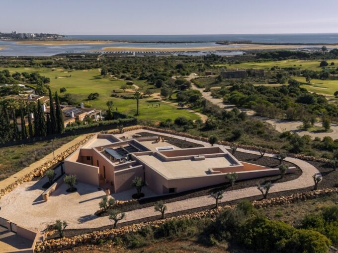 Sea & golf view villa near Palmares Course, Lagos, Algarve 1