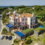 Top floor 2 bed apartment with roof terrace in Vale do Lobo 1
