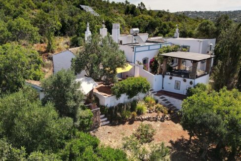Traditional Algarve villa with annexe in Loule 1