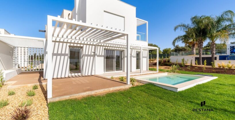 3 bed linked brand new villa on Silves golf resort