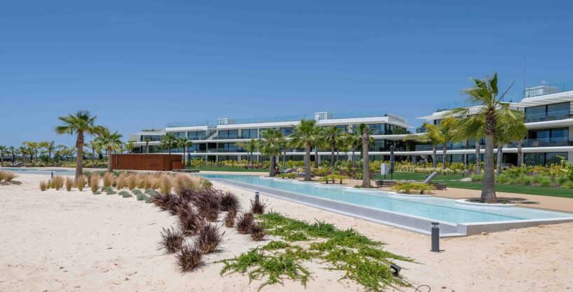 3 bed luxury apartment in The Creek, Vilamoura, Algarve 1