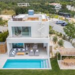 3 bed modern contemporary villa in Santa Barbara de Nexe, Algarve 1