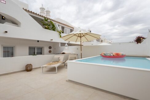 3 bed townhouse with pool in Vale do Garrao, Vale do Lobo 1