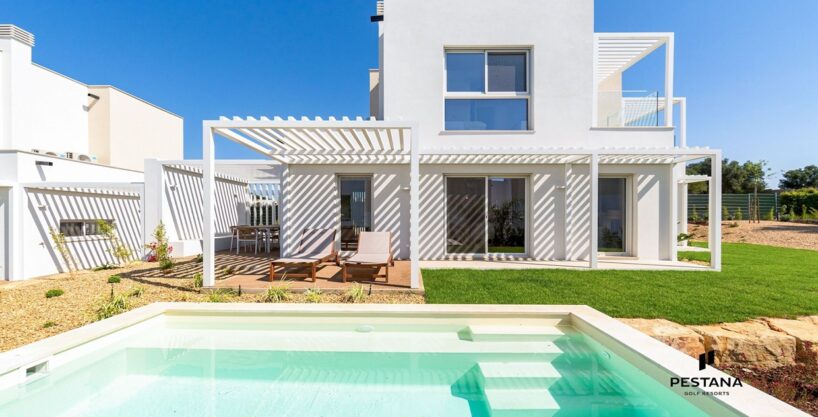 3 bed villa with private pool in Pestana Silves Golfe Resort a
