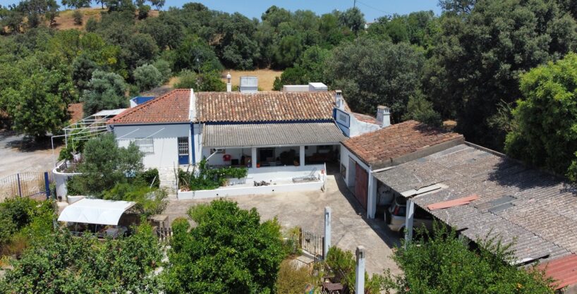 4 bed farmhouse for sale in São Brás de Alportel