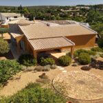 4 bed villa with annexe & garage in Loule, Algarve 1