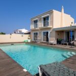 4 bed villa with pool for sale in Lagos, West Algarve 1