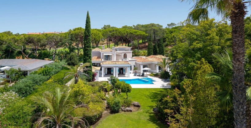 5 bed villa for sale in Pinheiros Altos, Quinta do Lago 1