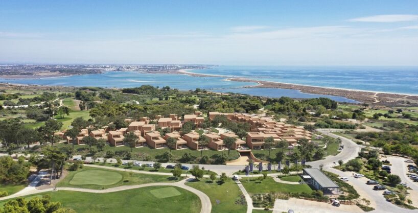 Beach front luxury 1 bed apartment at Palmares, Lagos 1