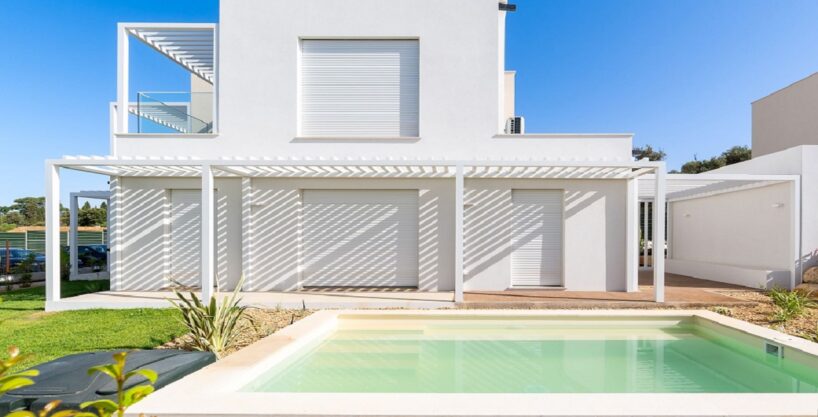 Brand new villa with pool in Pestana Silves Golfe Resort, Algarve 1