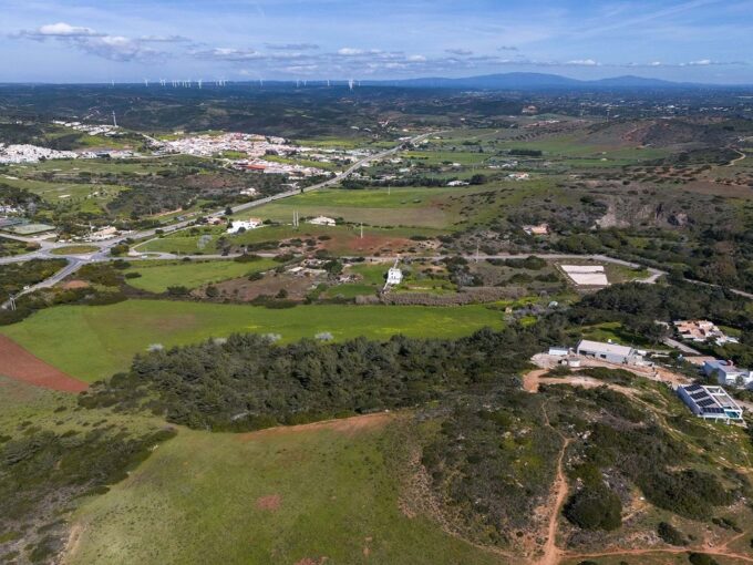 Building plot for sale in Salema, West Algarve 1