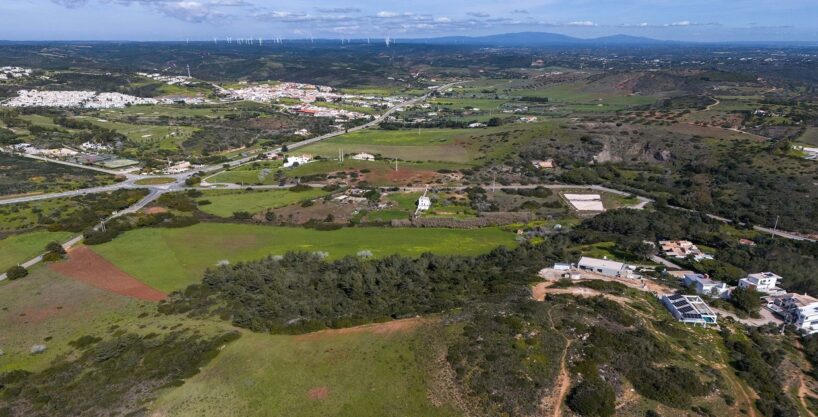 Building plot for sale in Salema, West Algarve 1
