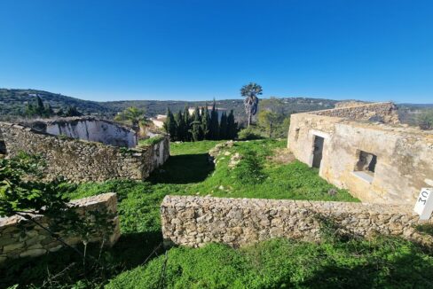 Building plot with ruin in Sao Sebastio, Loule, Algarve 1