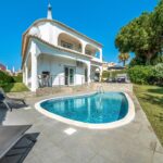 Golf front line 4 bed villa in Vilamoura, Algarve 1
