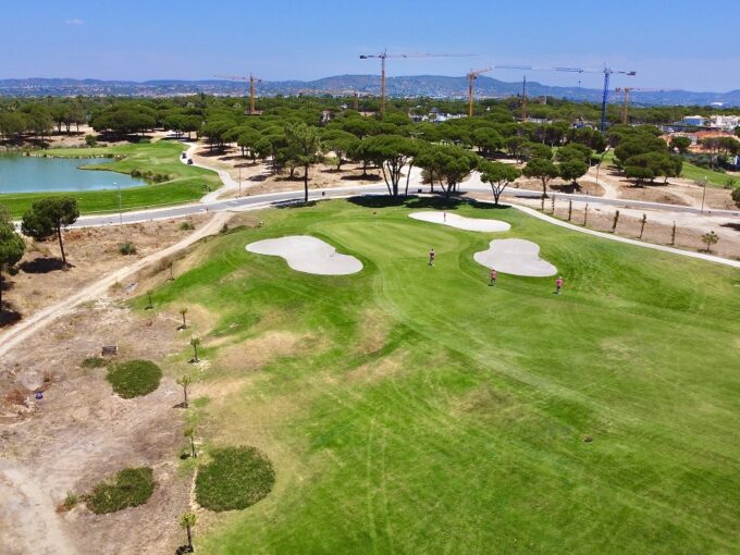 Golf front line building plot in Vale do Lobo Resort, Algarve 1