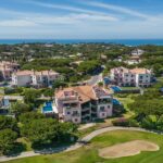 Golf view 2 bed apartment with jacuzzi in Vale do Lobo