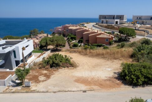Ocean view turnkey 4 bed modern villa in Praia da Luz, Algarve 1