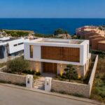 Ocean view turnkey 4 bed modern villa in Praia da Luz, Algarve 11