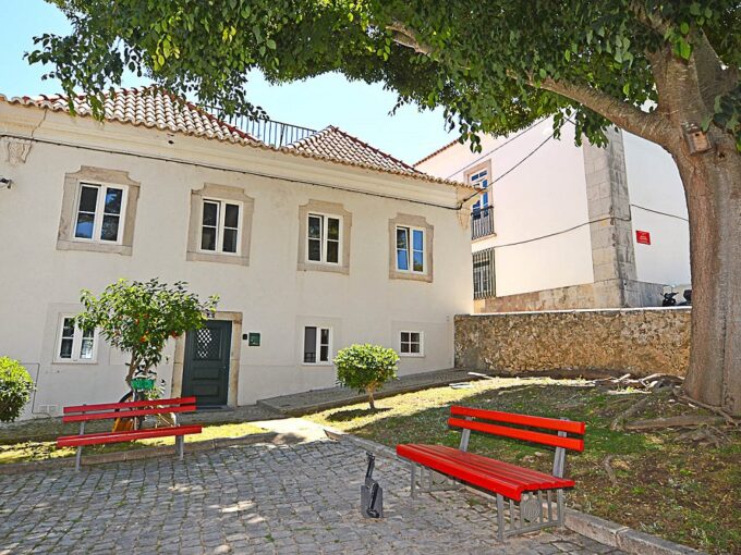 Renovated house with independent units in Tavira, Algarve 1