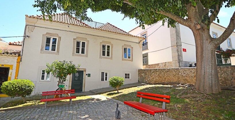 Renovated house with independent units in Tavira, Algarve 1