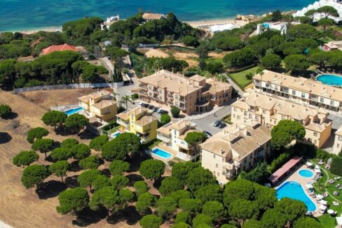 Sea view beach 4 bed villa in Albufeira, Algarve 28