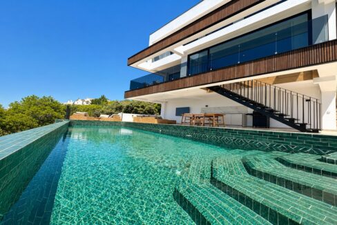 Stunning luxury modern 4 bed villa with sea views in Loule, Algarve 1
