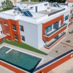 3 bed apartment with pool and garage in Vilamoura, Algarve 1