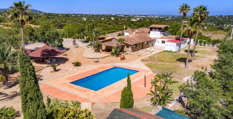4 bed Algarve quinta with annexe near Olhao & Moncarapacho 2